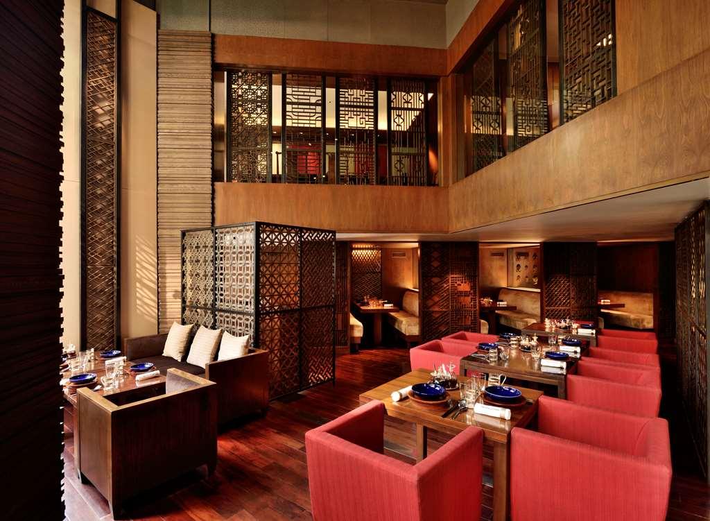Отель Hyatt Regency Delhi Нью-Дели Ресторан фото